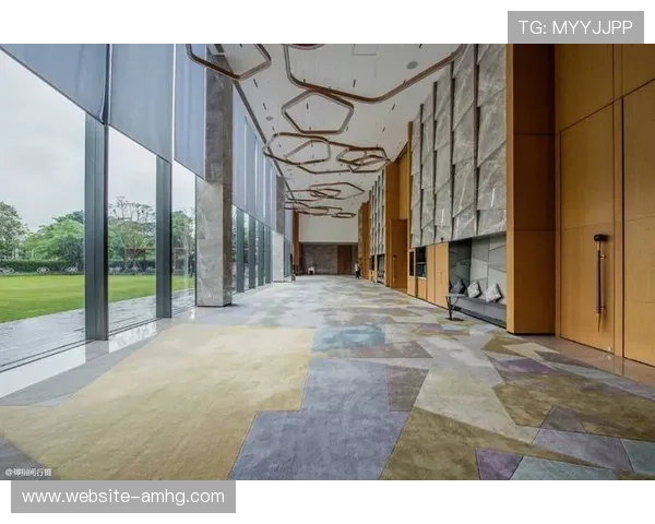 皇冠集团大厦周边生活配套设施详解，满足员工多样化的生活需求